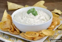 Velvety Salsa Verde Dip