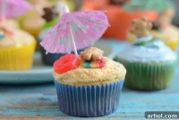 Tropical Party Cupcake Delights