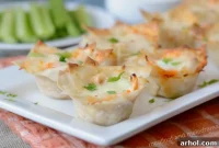 Instant Pot Buffalo Chicken Poppers