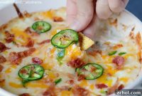 Creamy Instant Pot Jalapeno Popper Chicken Dip
