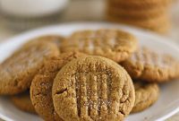 The Easiest 4 Ingredient Peanut Butter Cookies