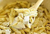 Velvety Chicken Alfredo Pasta
