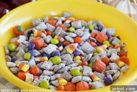 Autumn Muddy Buddies Delight