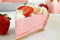 Simple Strawberry Gelatin Bliss
