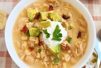 Creamy Slow Cooker White Chicken Chili