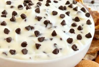 Effortless Cannoli Dip Delight
