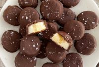 Easy Chocolate-Dipped Frozen Banana Treats