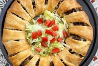 Quick & Delicious Crescent Roll Taco Ring