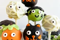 Irresistibly Cute Halloween Cake Pops