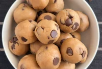 Chocolate Chip Cookie Dough Truffles