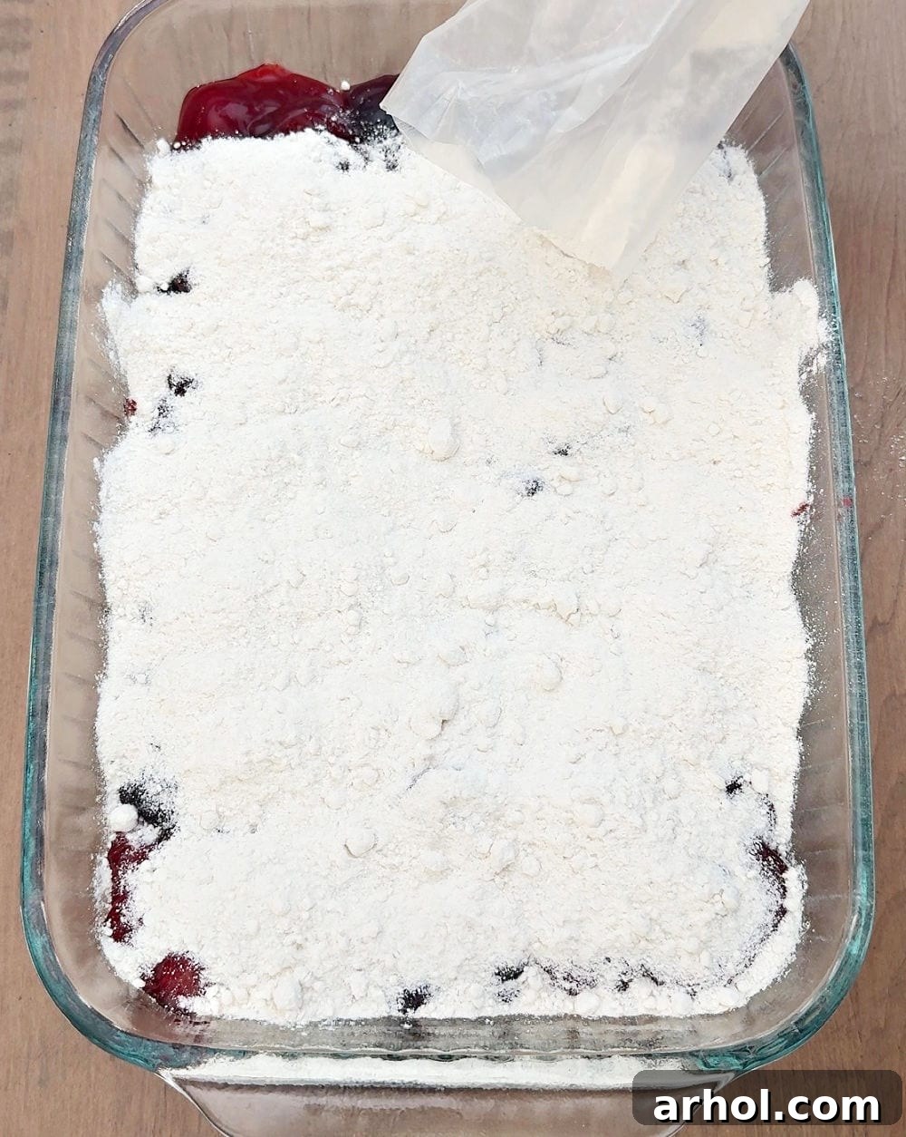 topping filling with cake mix.